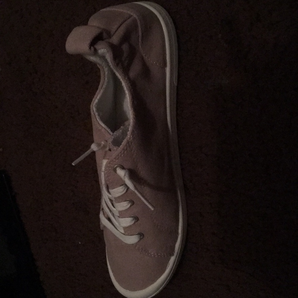 This pink tin shoes